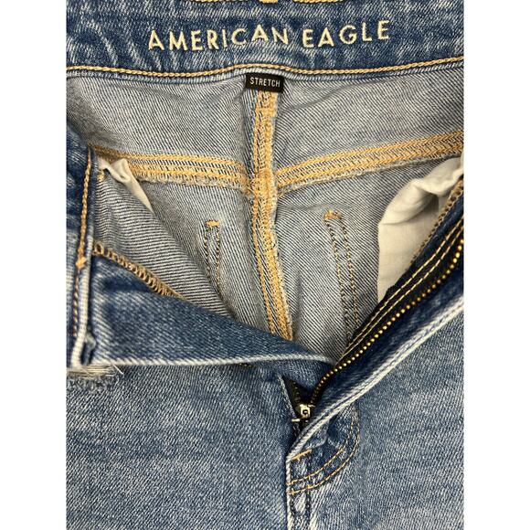 American Eagle (AE) Real Good Mom Stretch Distressed Straight Denim Jeans Sz 4 - Picture 7 of 11